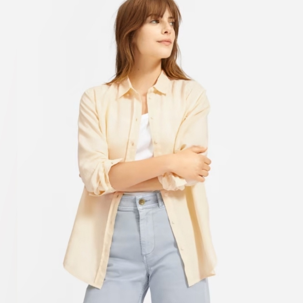 Everlane Boyfriend Linen Button Up Shirt